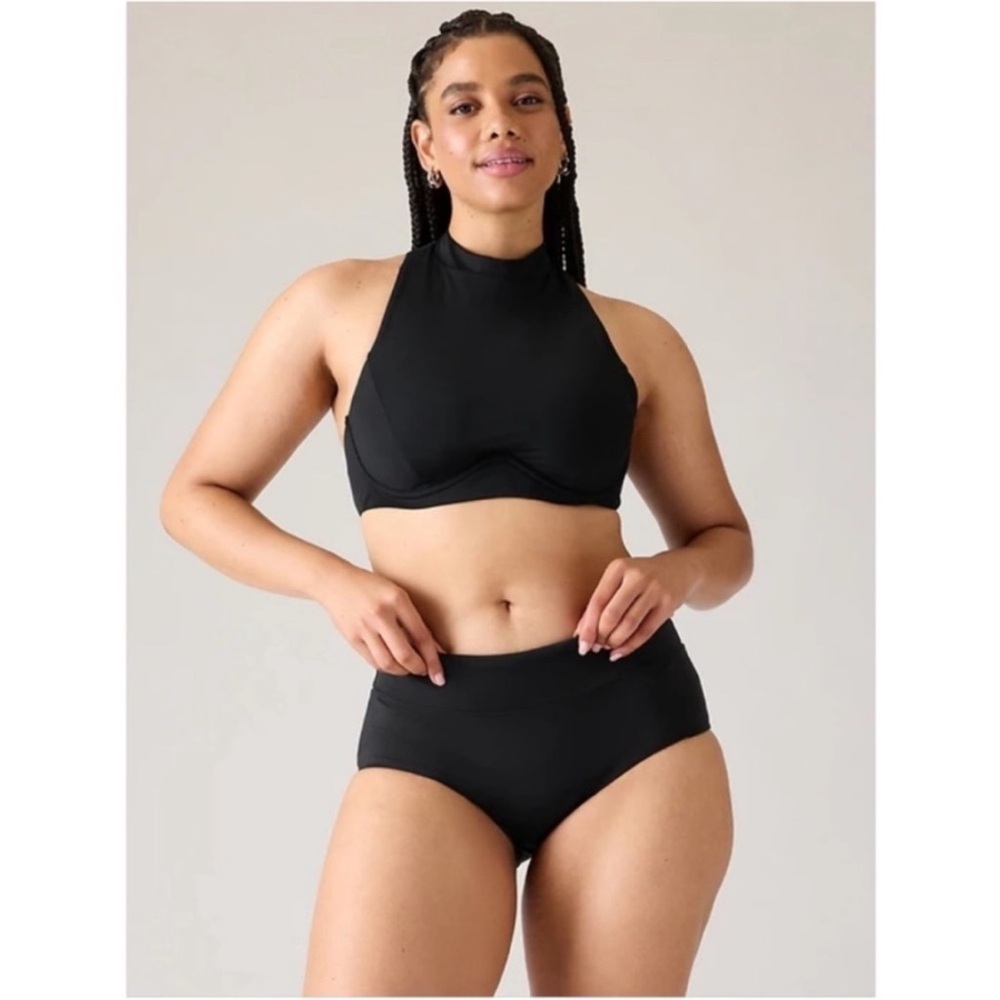 NWT! Athleta Maldives Sport Longline Bikini Top ⛱️ (TOP ONLY)